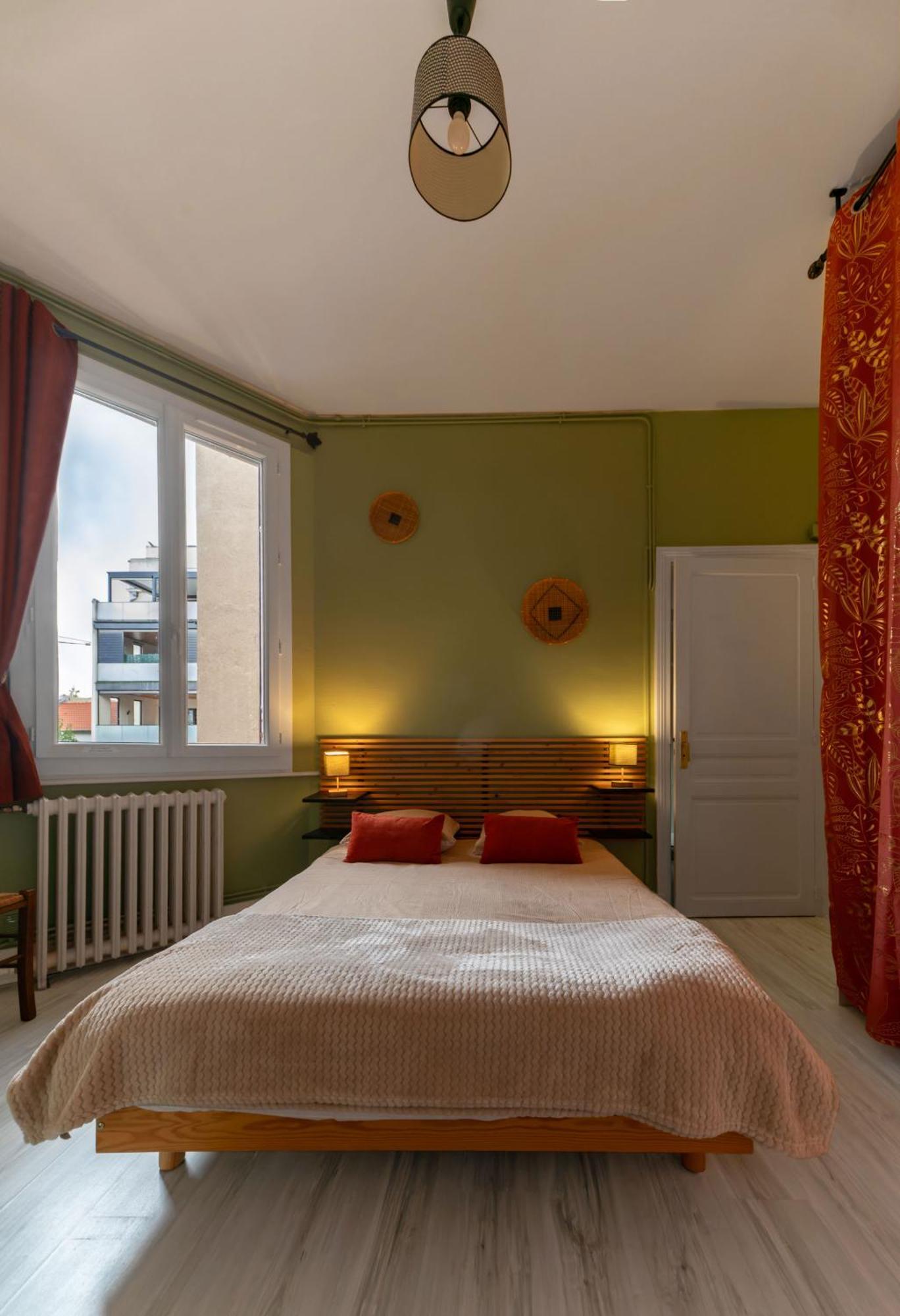 Le Louis B - Appartement Calme Et Lumineux Proche Thermes Виши Экстерьер фото