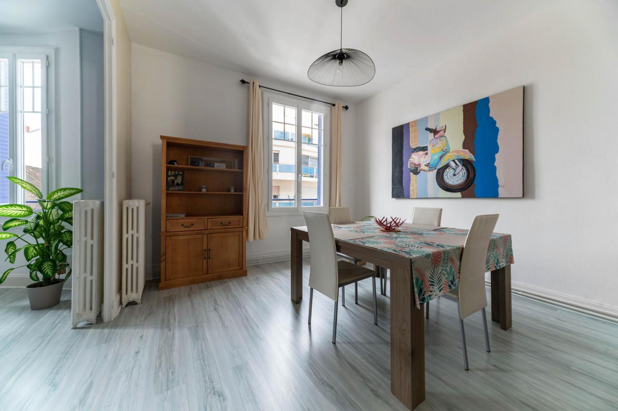 Le Louis B - Appartement Calme Et Lumineux Proche Thermes Виши Экстерьер фото