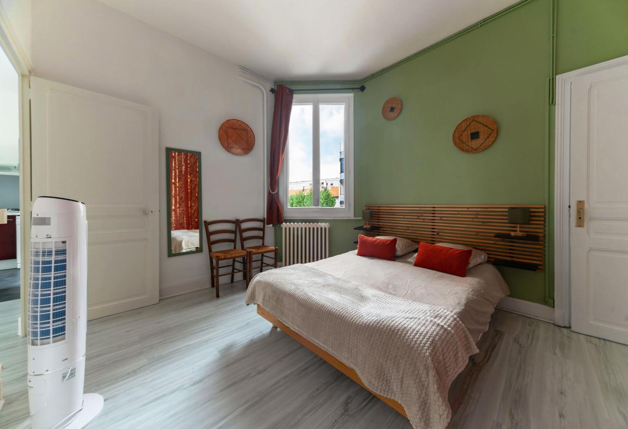 Le Louis B - Appartement Calme Et Lumineux Proche Thermes Виши Экстерьер фото